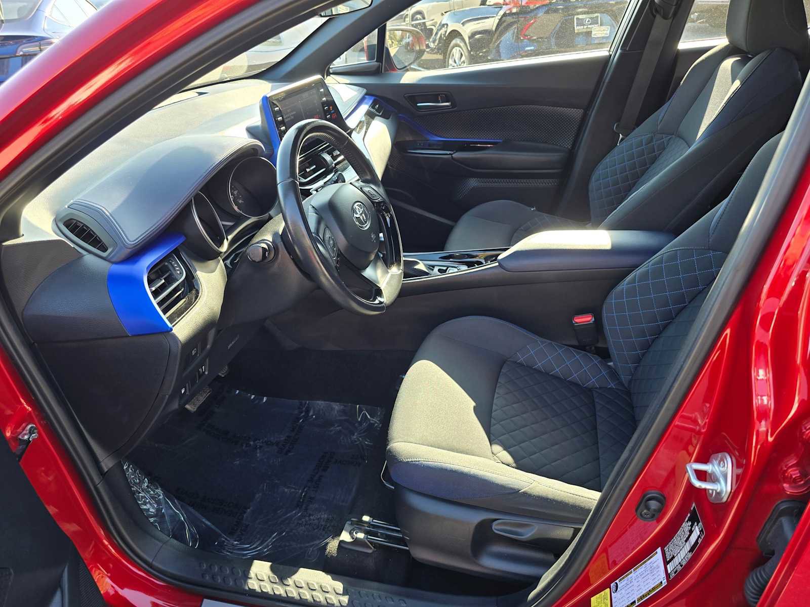 Used 2021 Toyota C-HR XLE image 20