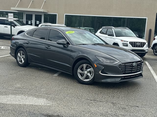 Certified 2023 Hyundai Sonata SE FWD image 2