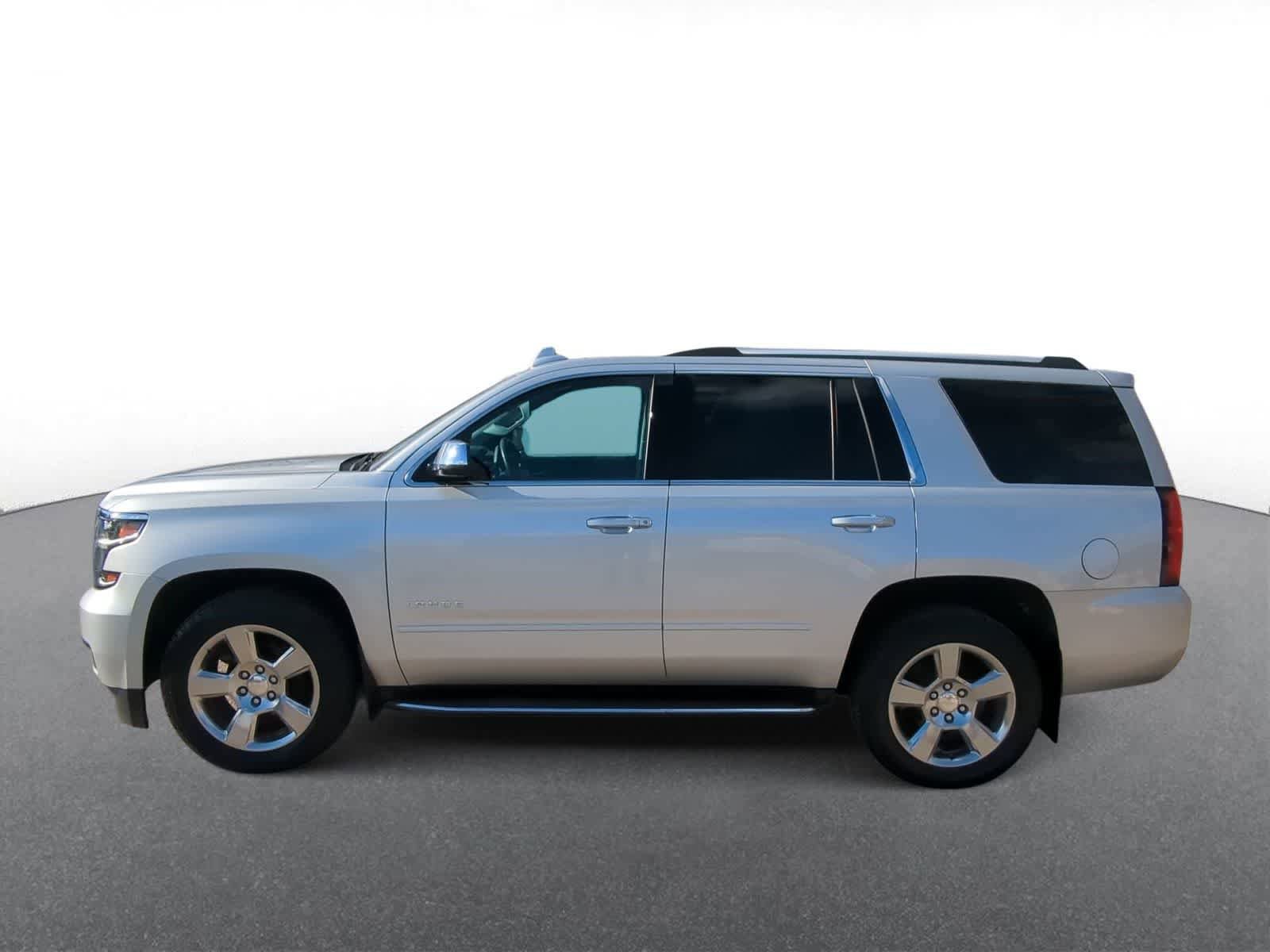 Used 2020 Chevrolet Tahoe Premier w/ Premier 6.2L Value Package image 5