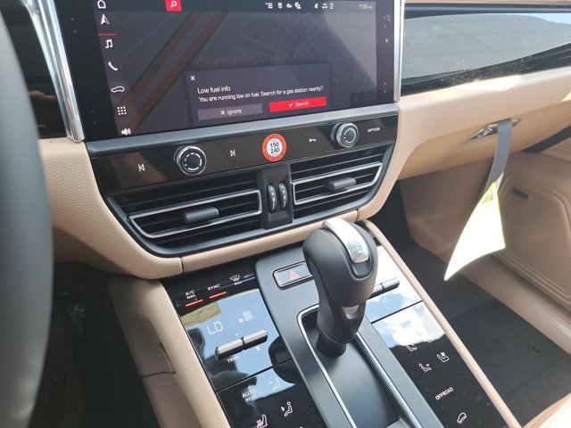 New 2026 Porsche Macan image 30