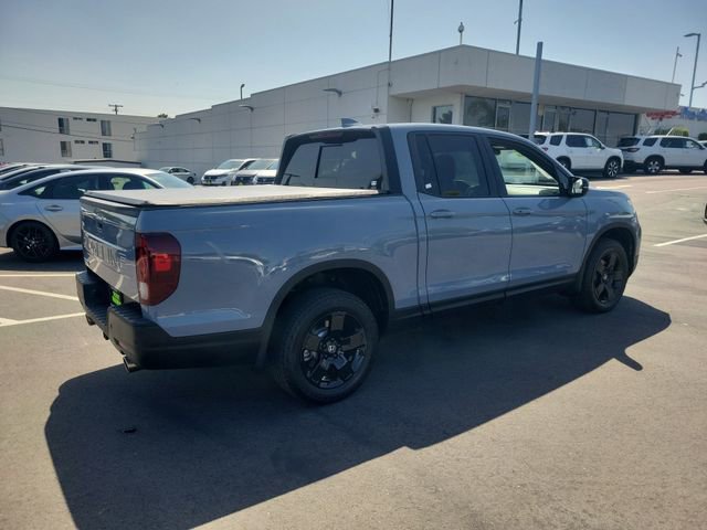 Certified 2025 Honda Ridgeline Black Edition image 4