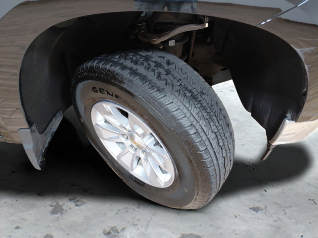Used 2026 Chevrolet Silverado 1500 LT AWD/4WD image 9