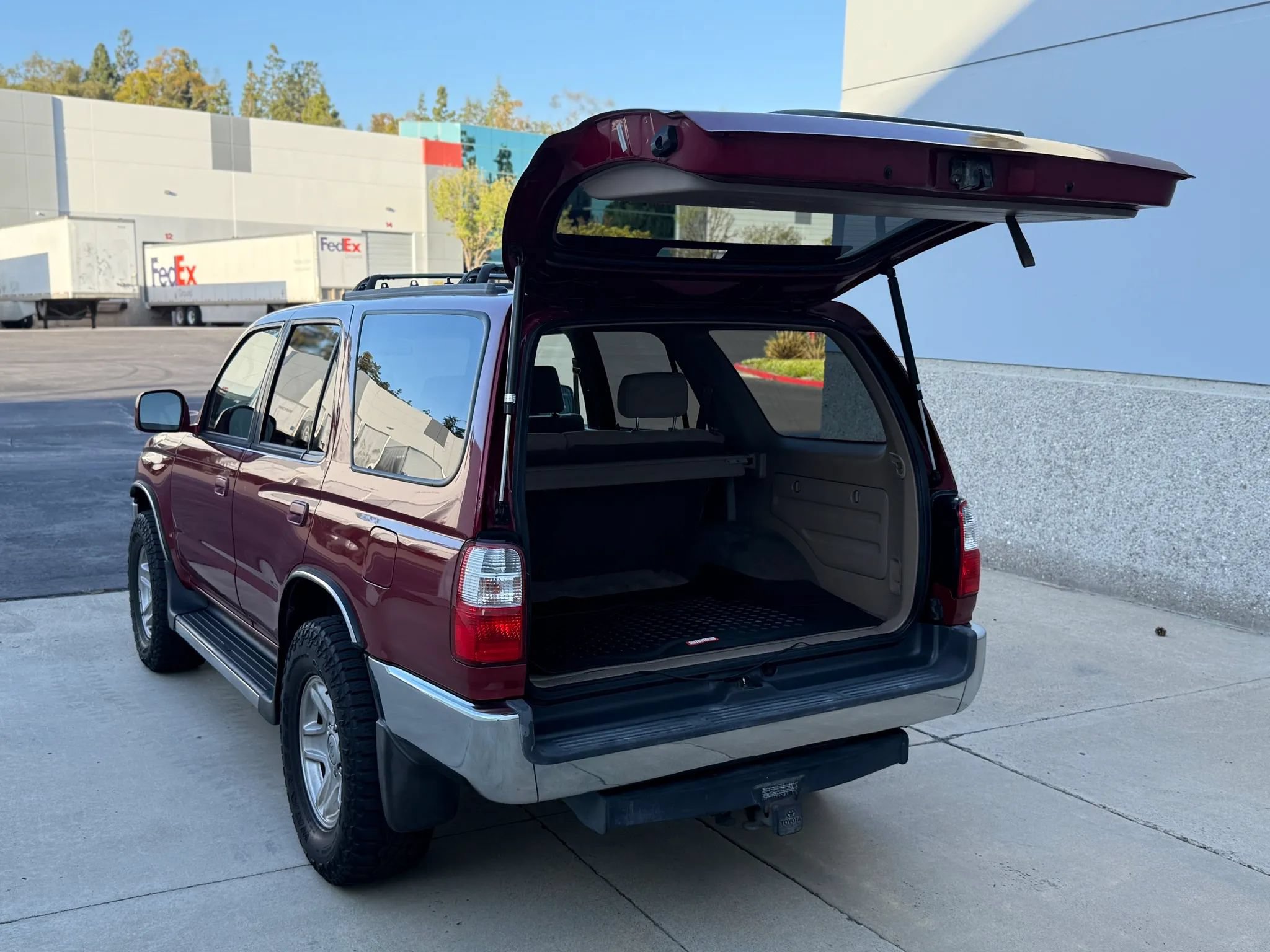 Used 2001 Toyota 4Runner SR5 AWD/4WD image 28