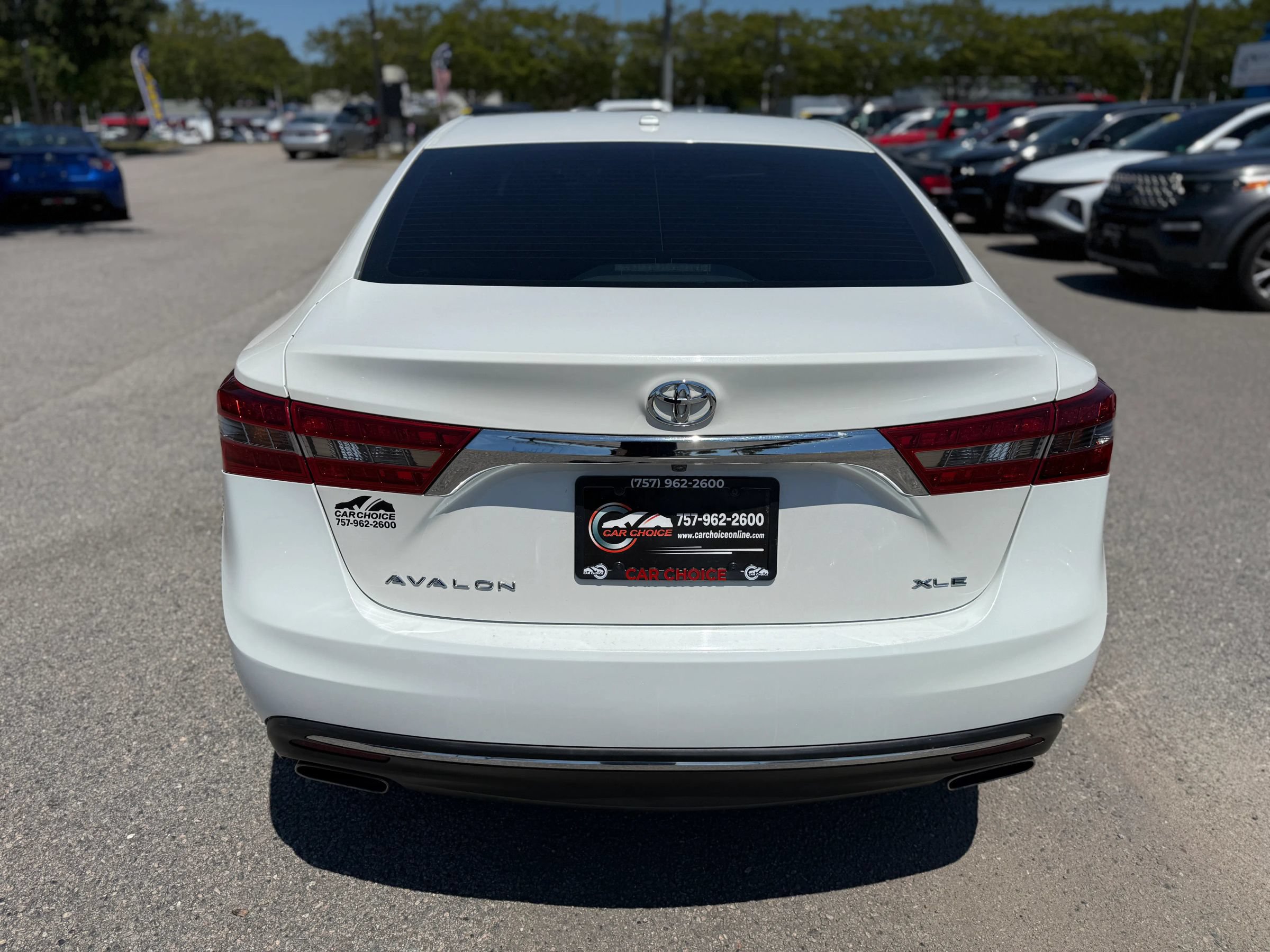 Used 2016 Toyota Avalon XLE Premium FWD image 9