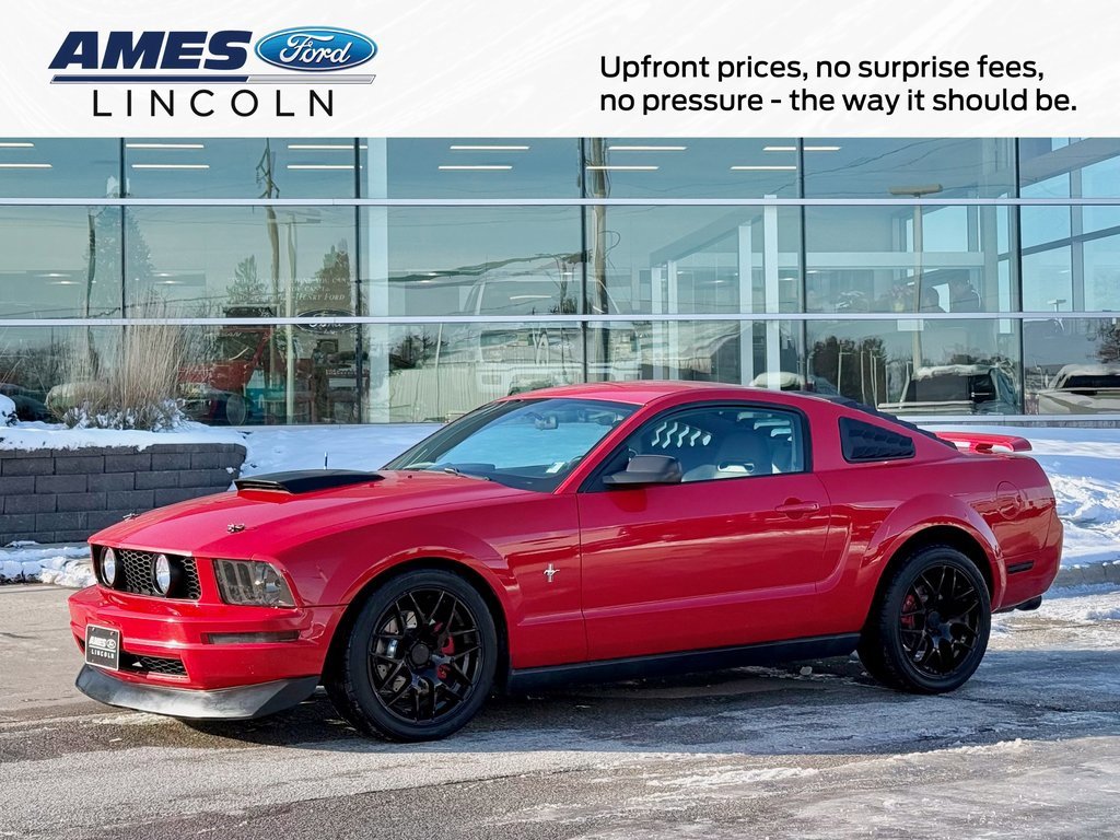 Used 2005 Ford Mustang Coupe image 1