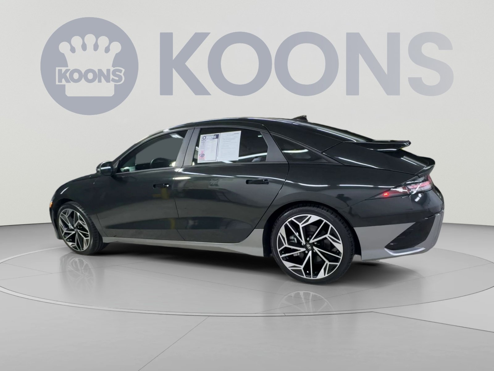 Used 2023 Hyundai Ioniq 6 SEL RWD image 8