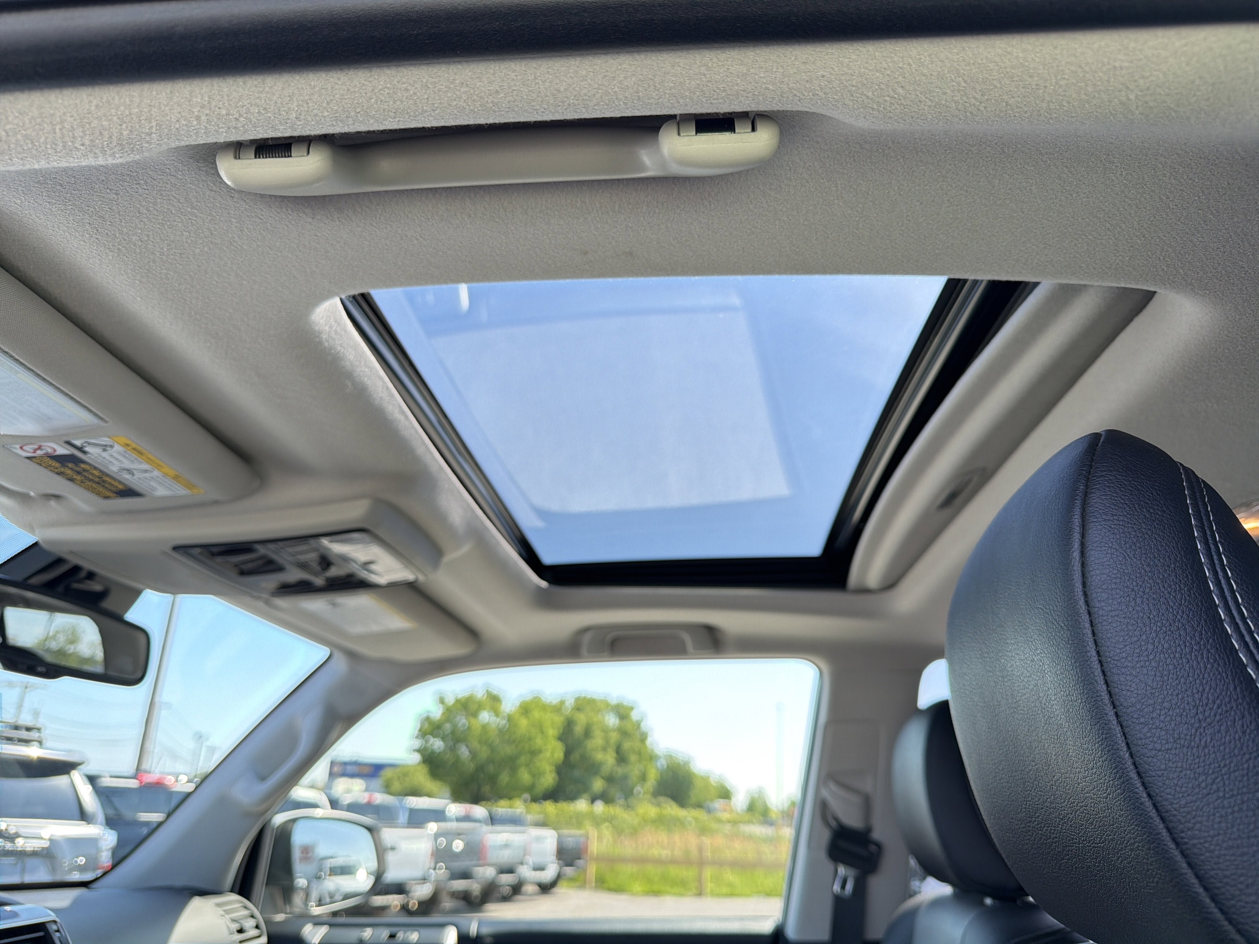 Used 2023 Toyota 4Runner SR5 Premium w/ Moonroof Package AWD/4WD image 24