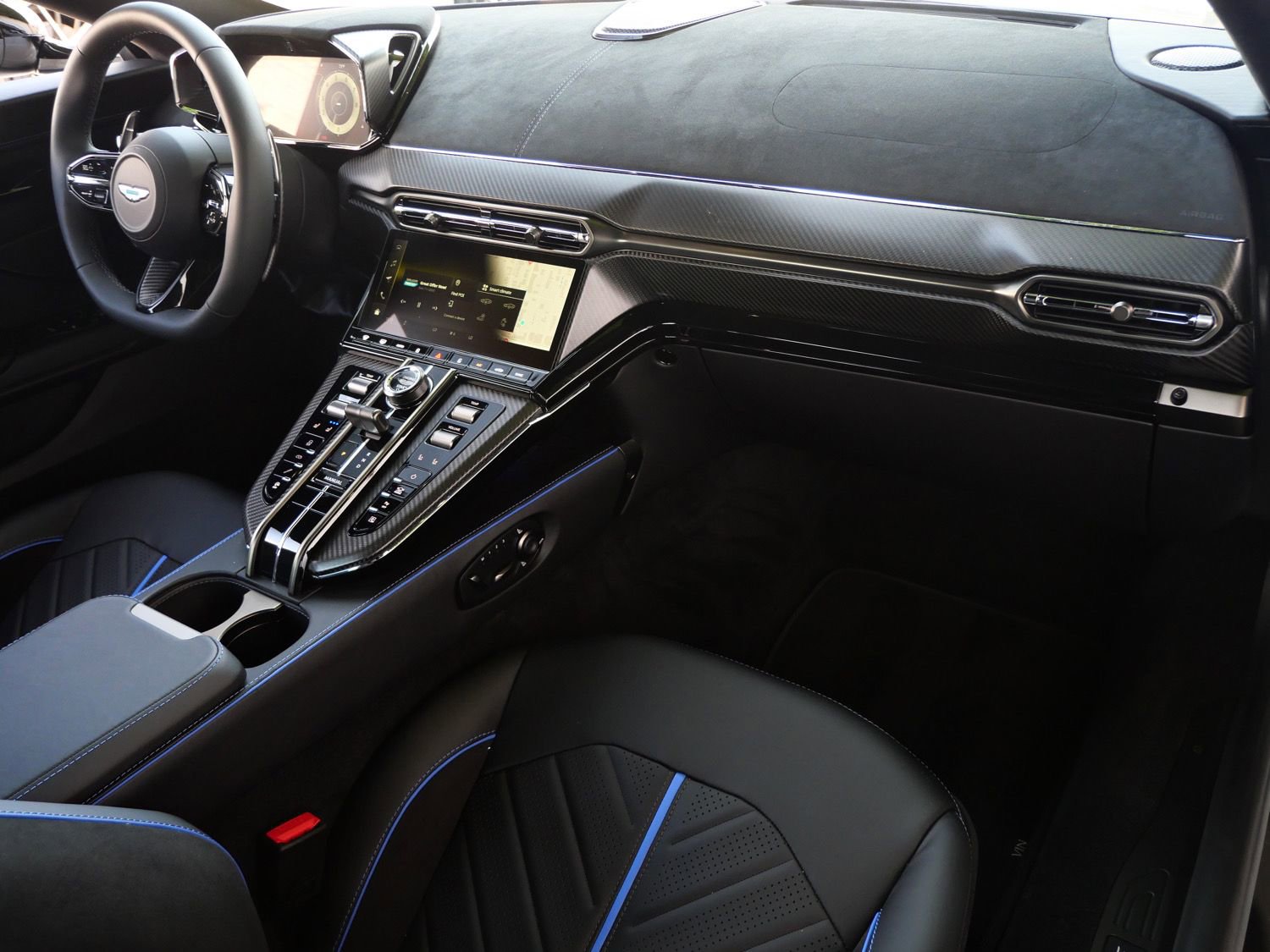 New 2026 Aston Martin V8 Vantage S RWD image 10