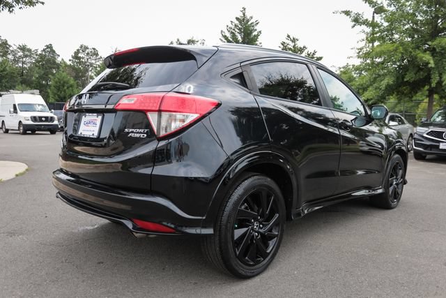 Used 2021 Honda HR-V Sport image 9