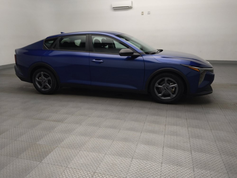 Used 2025 Kia K4 LXS image 11