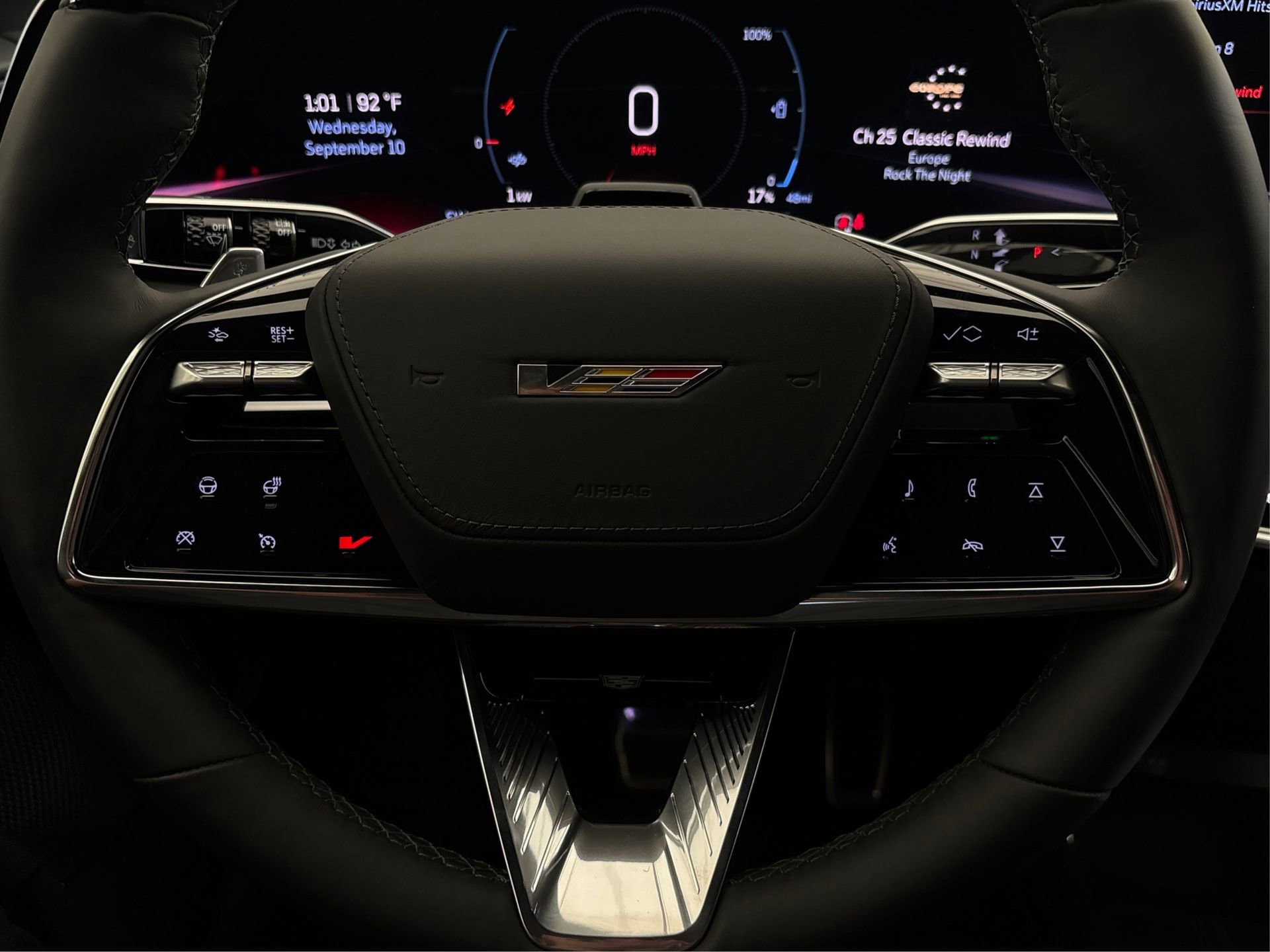 New 2026 Cadillac Lyriq V image 19