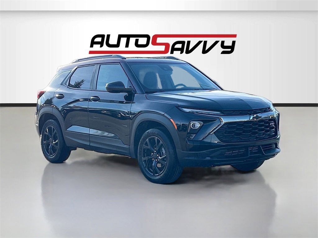 Used 2025 Chevrolet TrailBlazer RS image 1