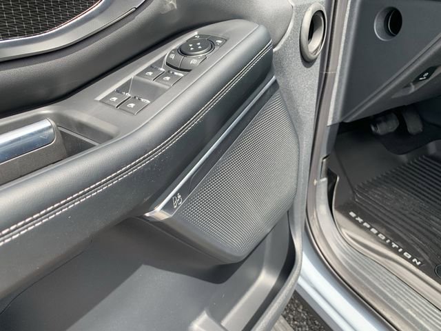 New 2025 Ford Expedition Max Platinum w/ Stealth Performance Package image 23