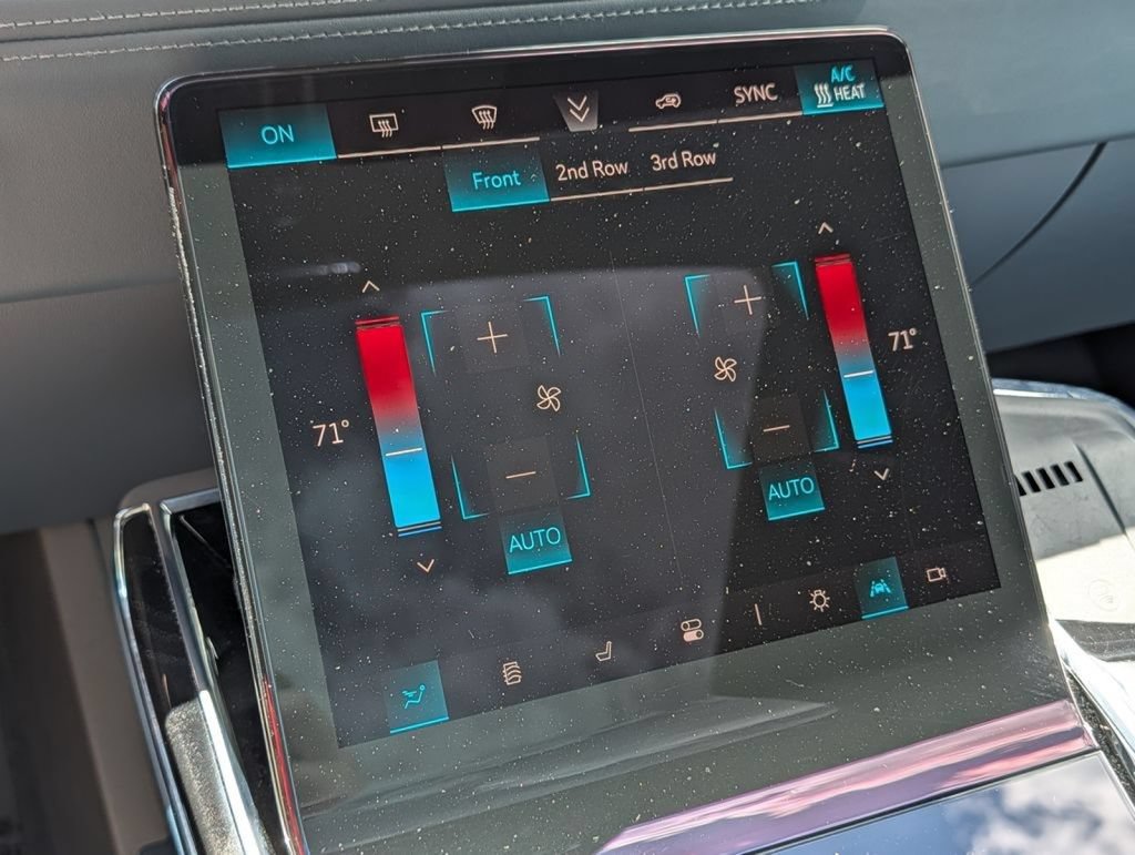 Used 2025 Cadillac Escalade IQ Luxury 2 w/ LPO, Premium Carpet Package AWD/4WD image 44