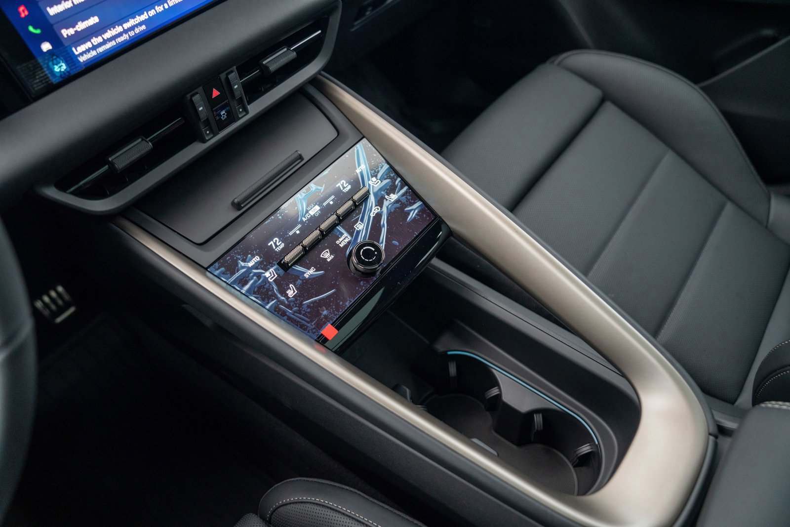 New 2026 Porsche Macan Turbo Electric image 20