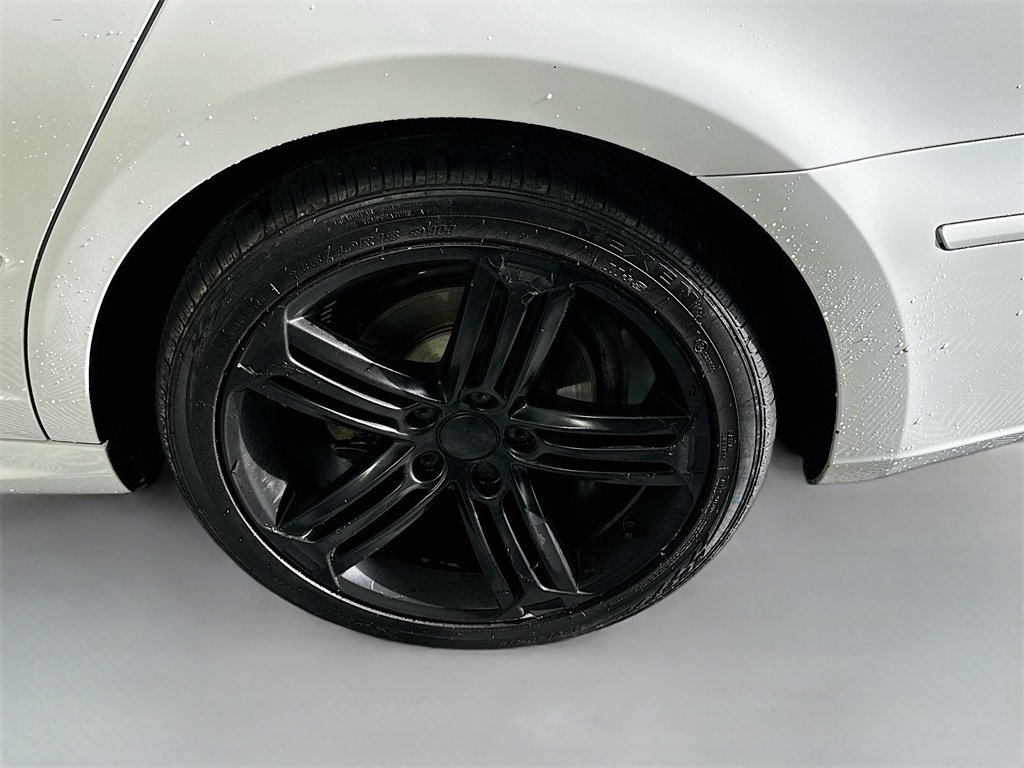 Used 2017 Volkswagen CC R-Line Executive image 30