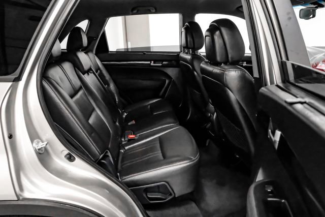 Used 2015 Kia Sorento EX image 42