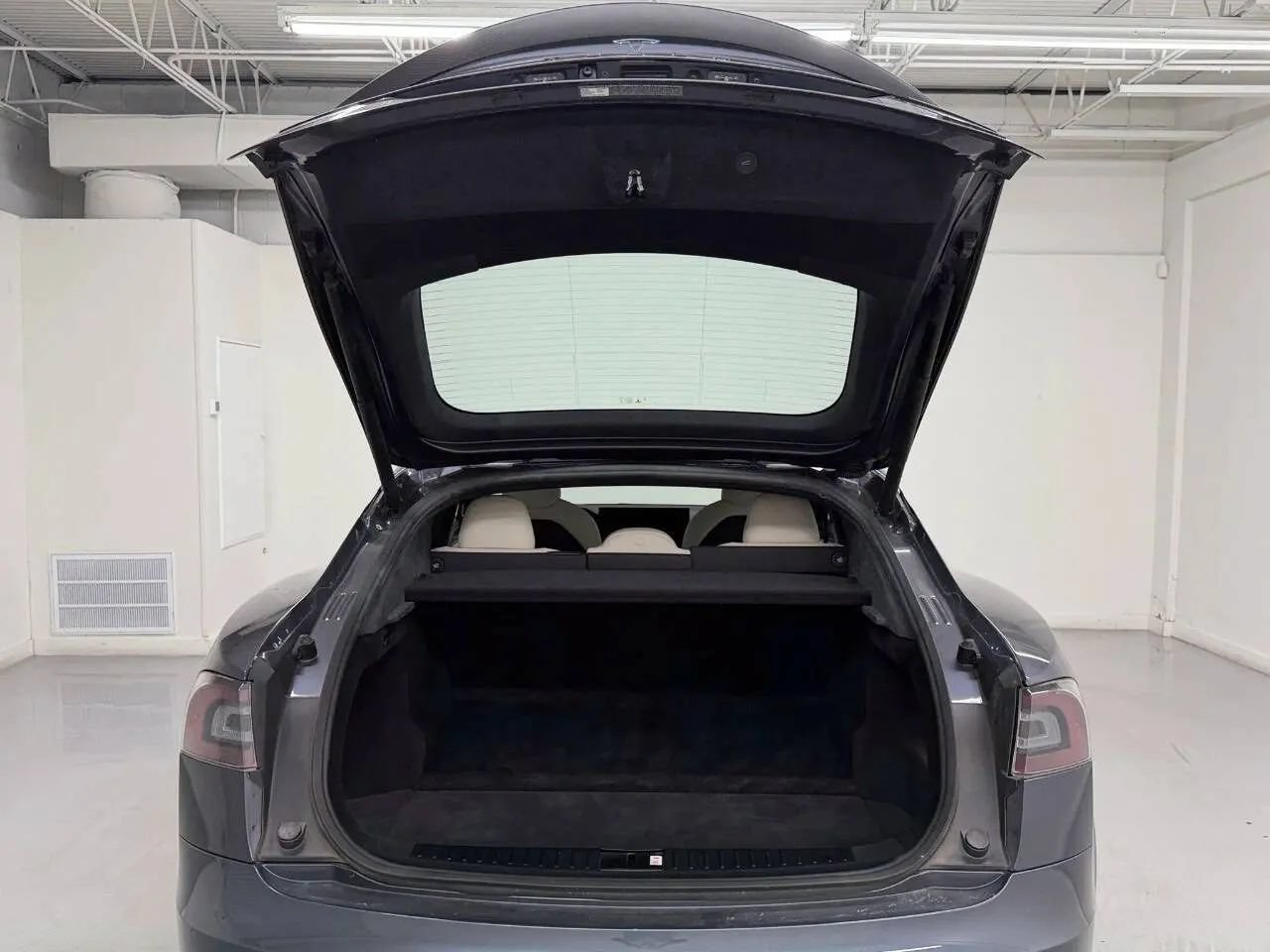 Used 2021 Tesla Model S Plaid AWD/4WD image 37