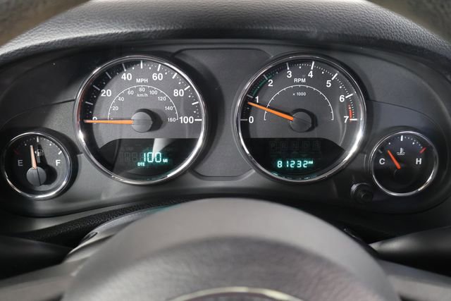 Used 2015 Jeep Wrangler Sport image 27