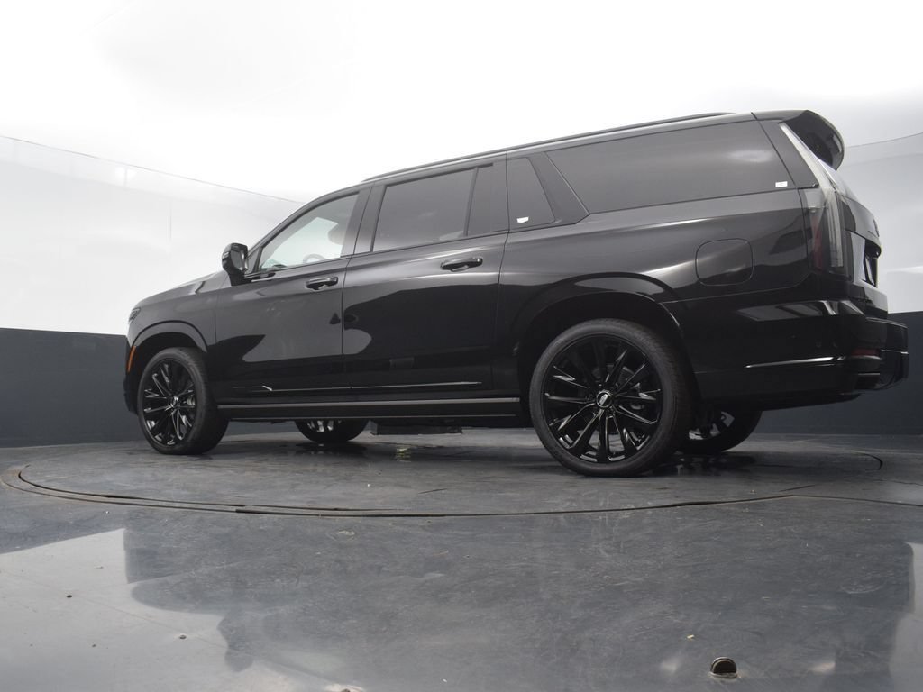 New 2026 Cadillac Escalade ESV Platinum Sport w/ LPO, ONYX Package AWD/4WD image 56