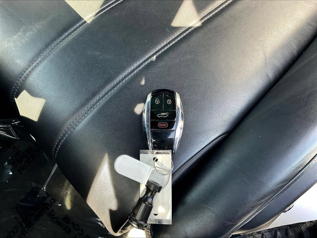 Used 2019 Bentley Bentayga AWD/4WD image 33