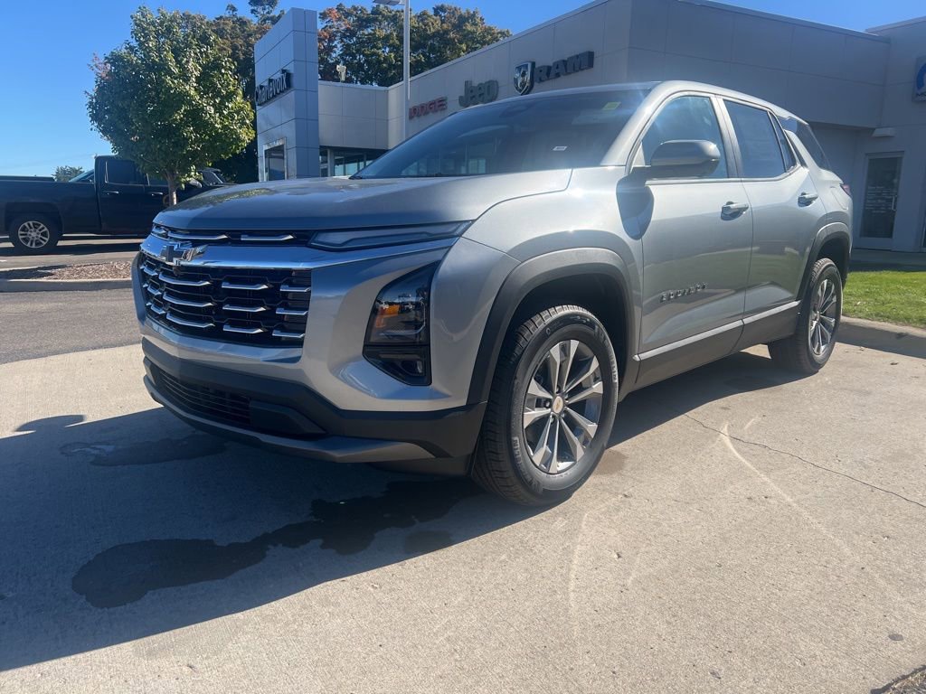 New 2026 Chevrolet Equinox LT w/ Convenience Package II image 3