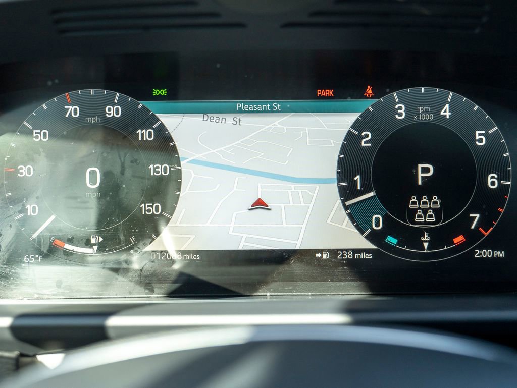 Certified 2024 Land Rover Discovery Dynamic SE image 14