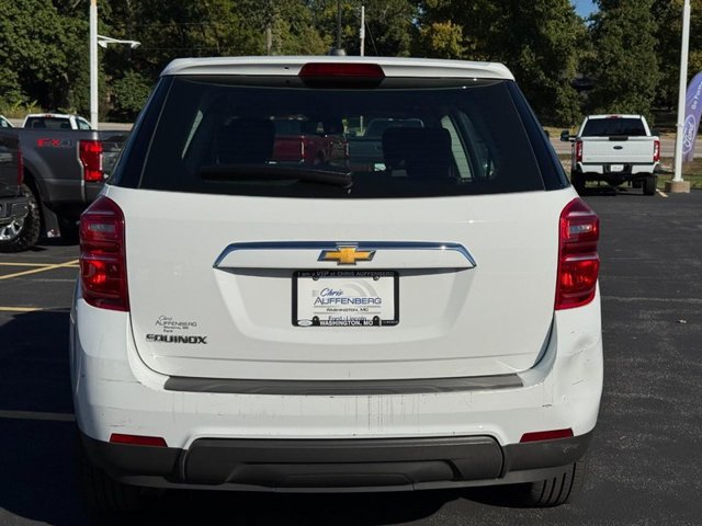Used 2017 Chevrolet Equinox LS FWD image 4