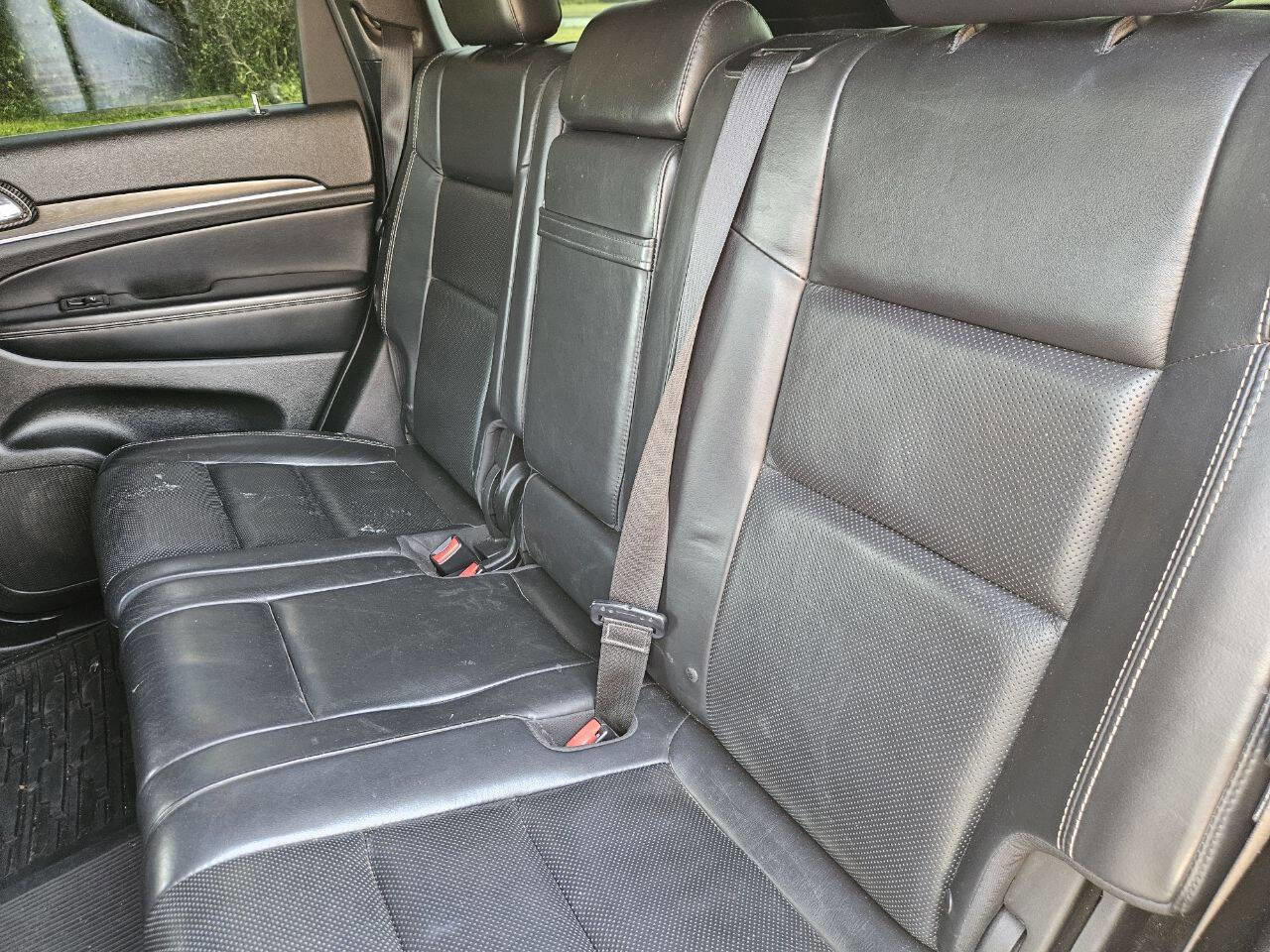 Used 2014 Jeep Grand Cherokee Limited w/ Luxury Group II AWD/4WD image 14