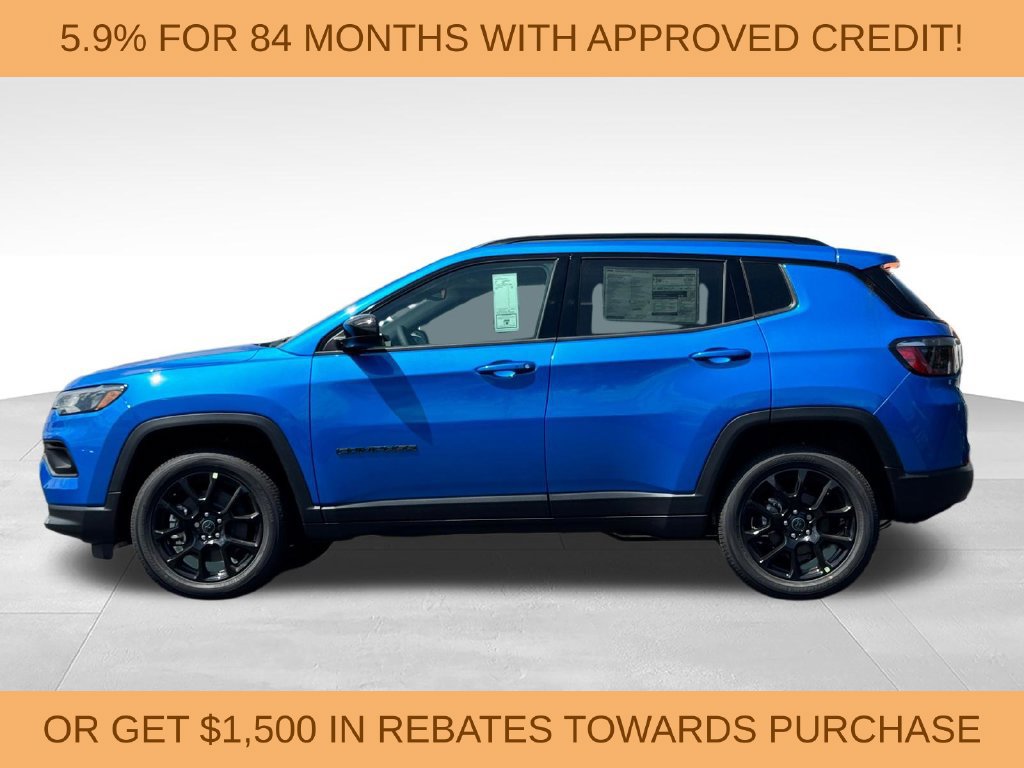 New 2026 Jeep Compass Latitude AWD/4WD image 4