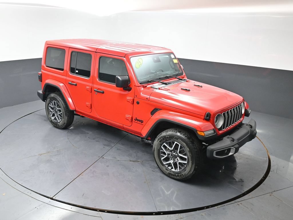Used 2025 Jeep Wrangler Unlimited Sahara AWD/4WD image 44