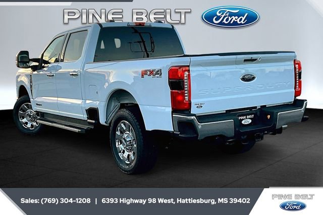 Used 2023 Ford F250 Lariat w/ Tow Technology Package image 2