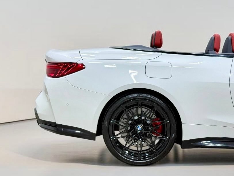 Used 2025 BMW M4 xDrive Competition w/ Executive Package AWD/4WD image 14