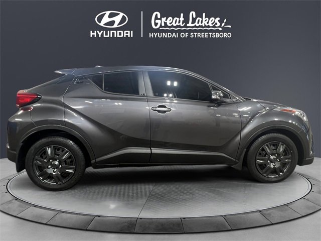 Used 2019 Toyota C-HR LE image 6