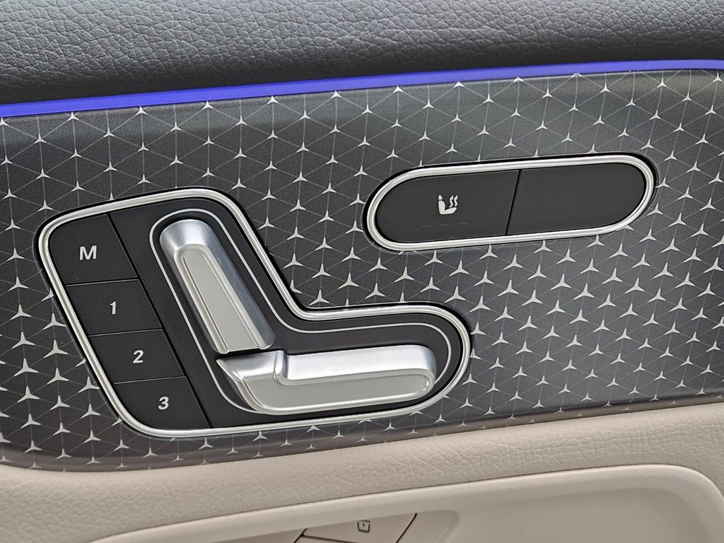 New 2026 Mercedes-Benz GLB 250 4MATIC image 15