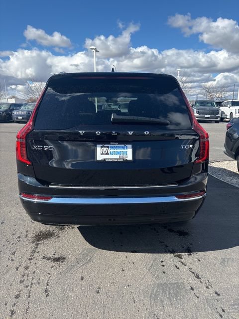 New 2026 Volvo XC90 T8 Ultra w/ Protection Package AWD/4WD image 3