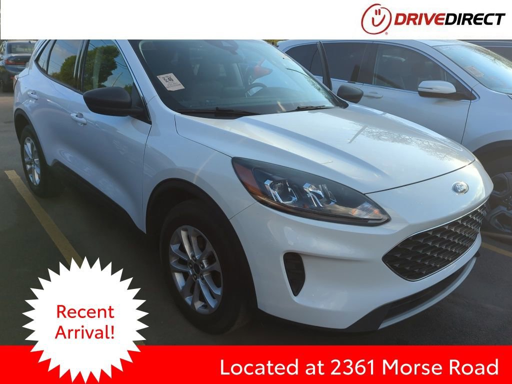 Used 2022 Ford Escape SE image 1