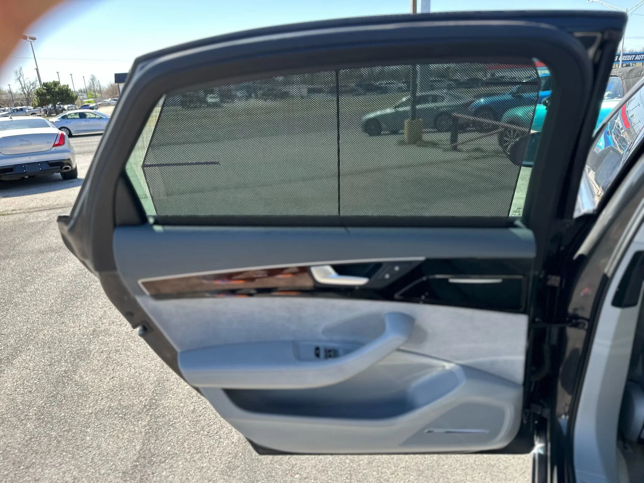 Used 2014 Audi A8 L 4.0T image 21