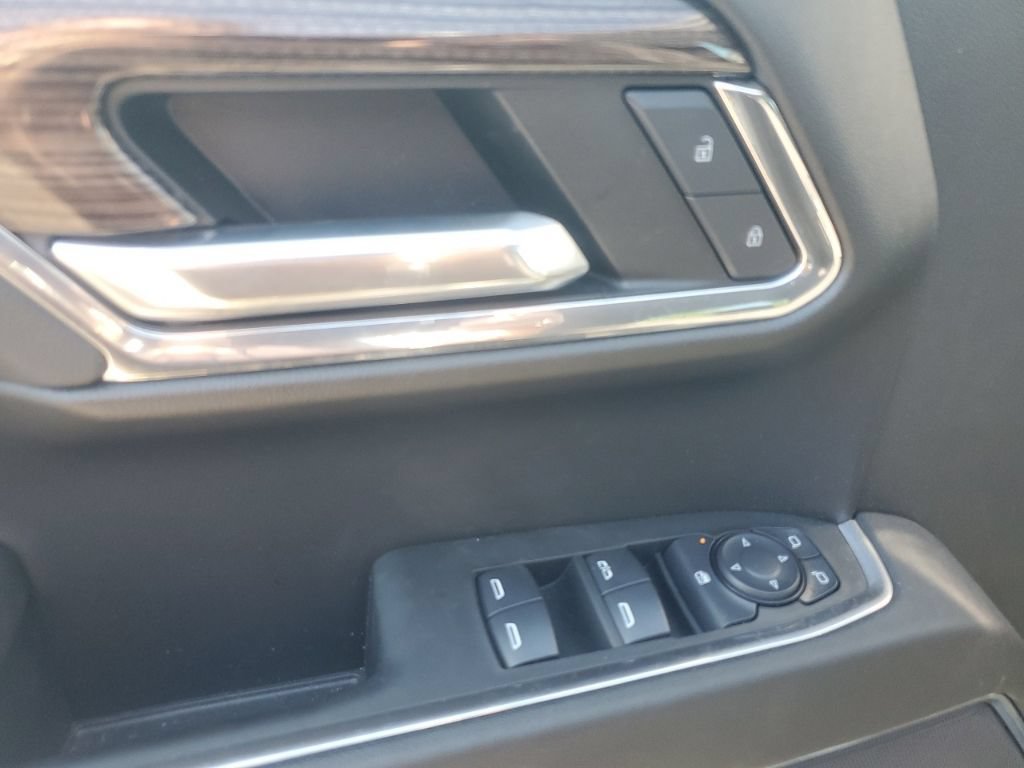 Used 2024 Chevrolet Silverado 1500 LT AWD/4WD image 19