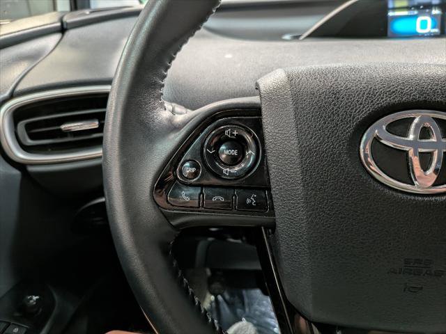 Used 2020 Toyota Prius Prime Limited image 15