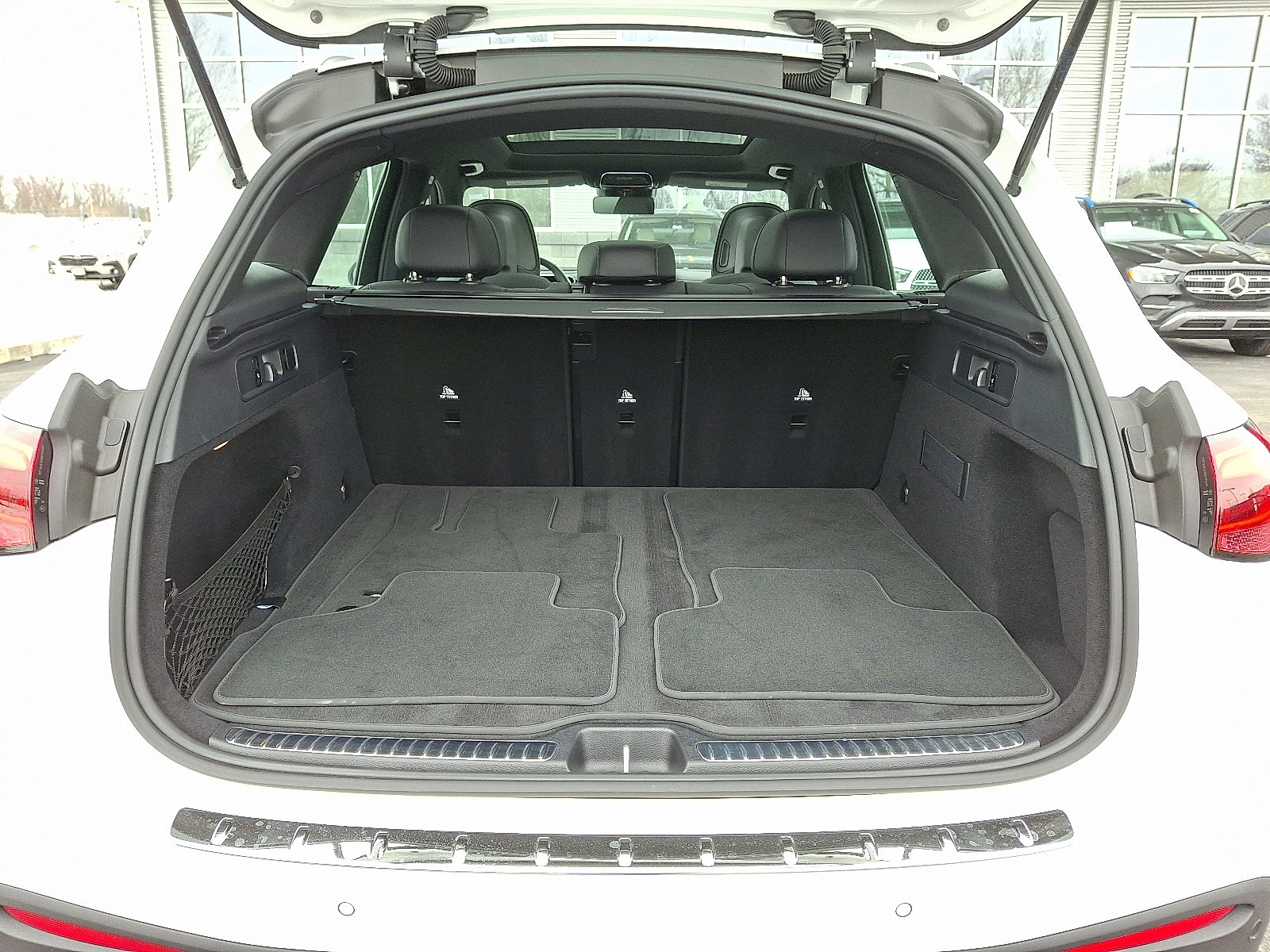 Certified 2025 Mercedes-Benz GLC 43 AMG GLC 43 AMG image 28