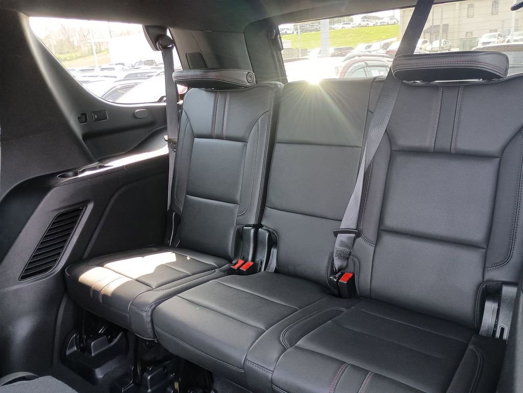 Used 2021 Chevrolet Tahoe RST image 30