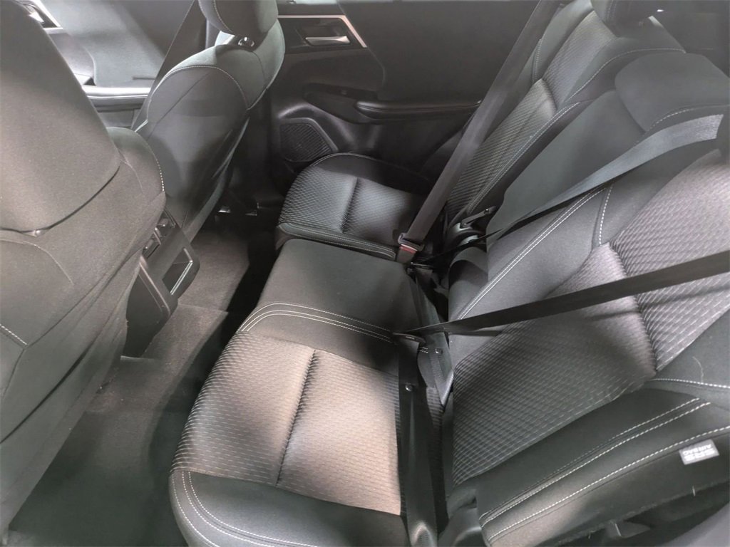 Used 2022 Mitsubishi Outlander ES image 24