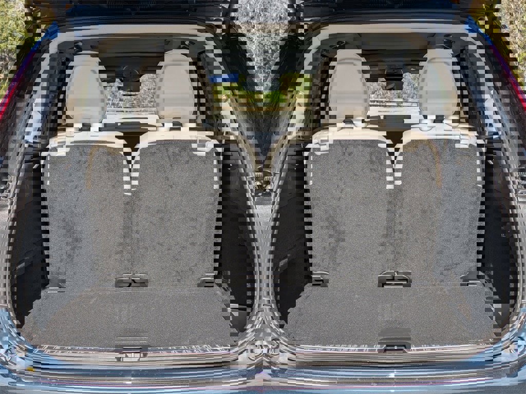 New 2026 Volvo XC90 B6 Ultra w/ Protection Package Premier image 13