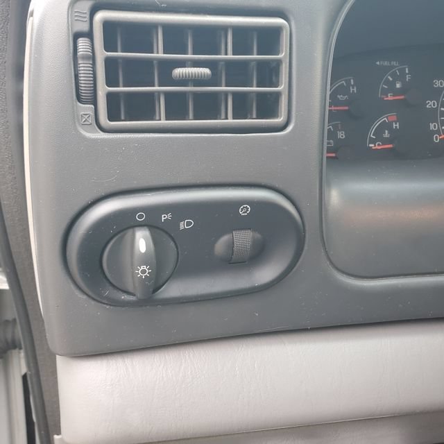 Used 2001 Ford Excursion XLT RWD image 21