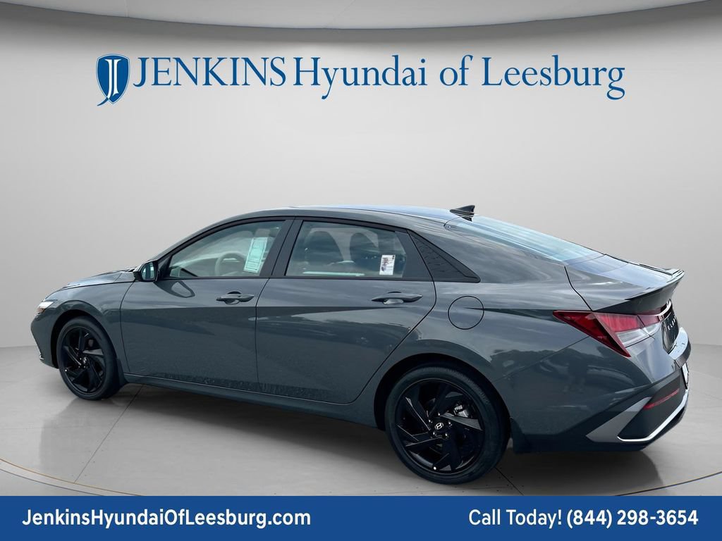 New 2026 Hyundai Elantra Sport FWD image 7