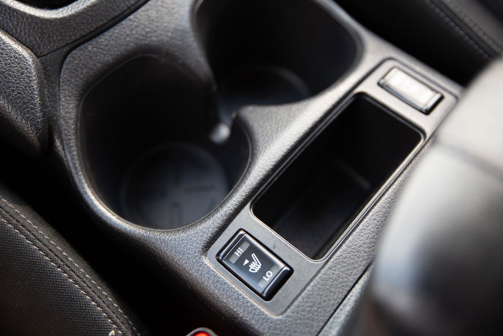 Used 2019 Nissan Rogue SV w/ Premium Package image 17