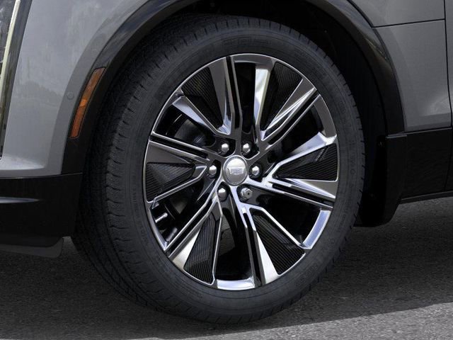 New 2025 Cadillac Lyriq Luxury w/ LPO, Floor Liner Package image 9