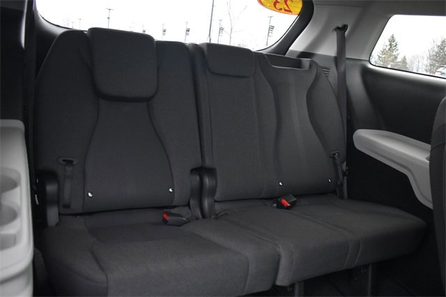 Certified 2023 Kia Carnival LX image 13