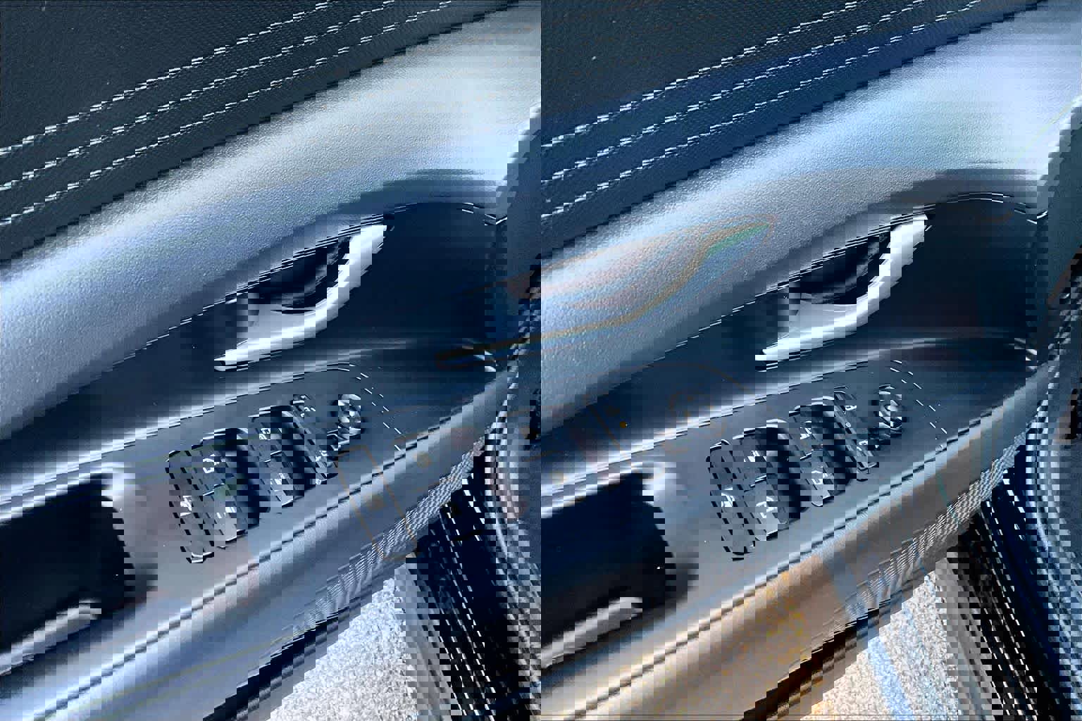 Used 2024 Hyundai Elantra SEL image 29